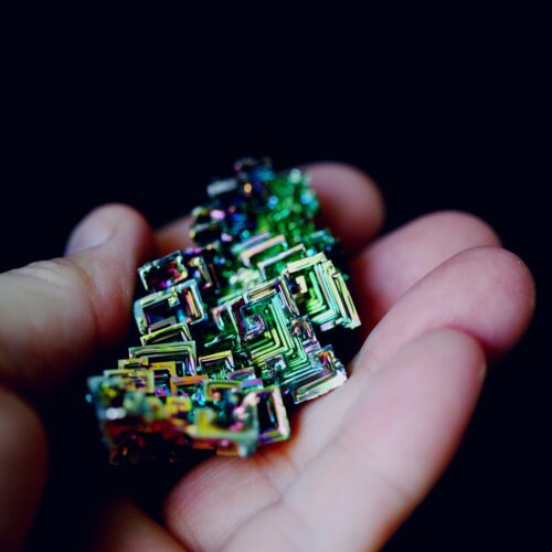 Pallad – niezwykły metal na rynku surowców: Wszystko, co powinieneś wiedzieć o palladzie i jego zastosowaniach