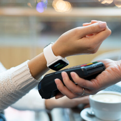 Płatność zegarkiem – nowa era bezgotówkowych transakcji