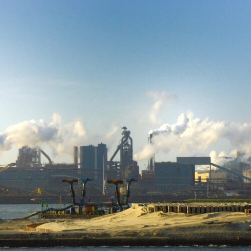 Odkrywamy świat przemysłu: Kluczowe branże i ich znaczenie